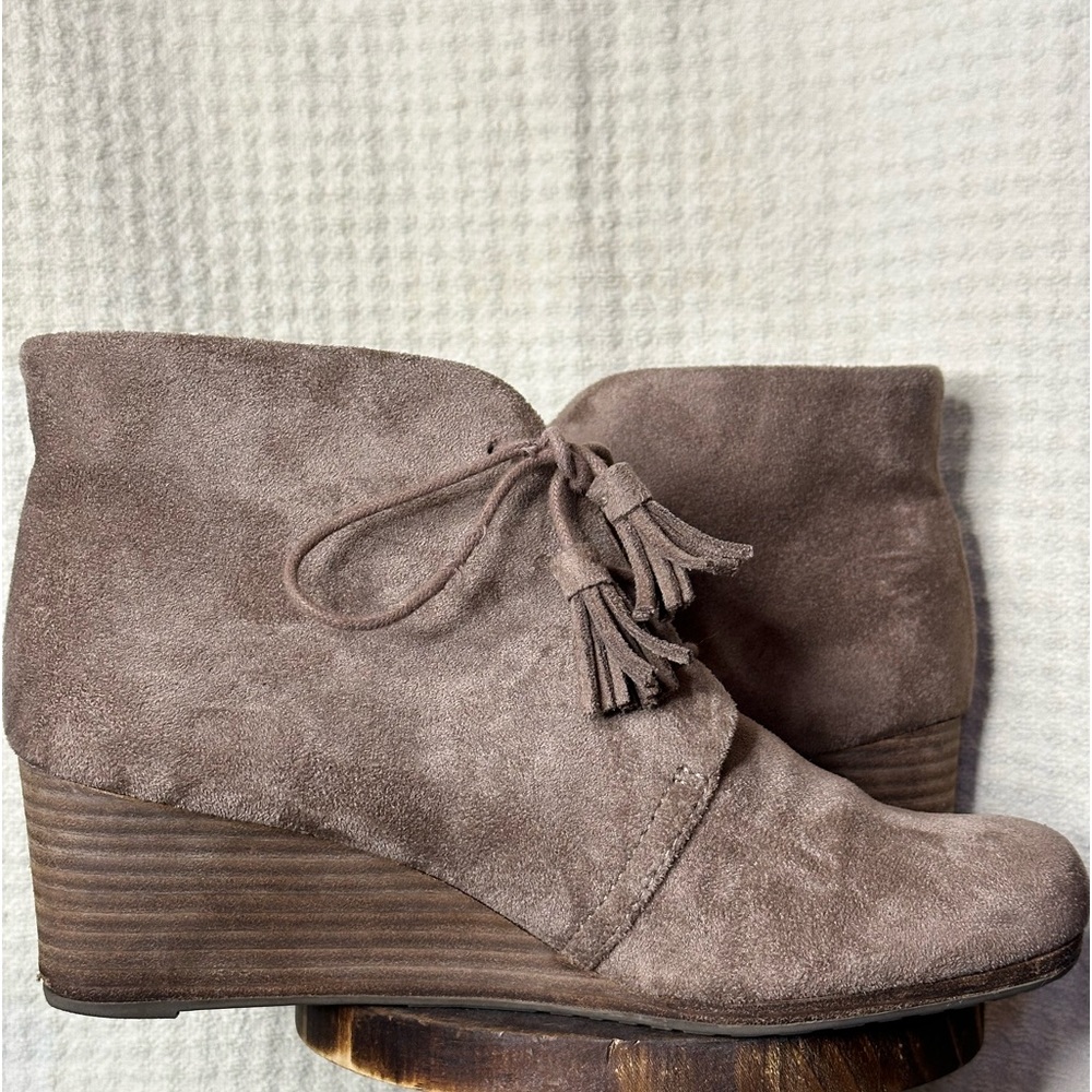 Ankle boots